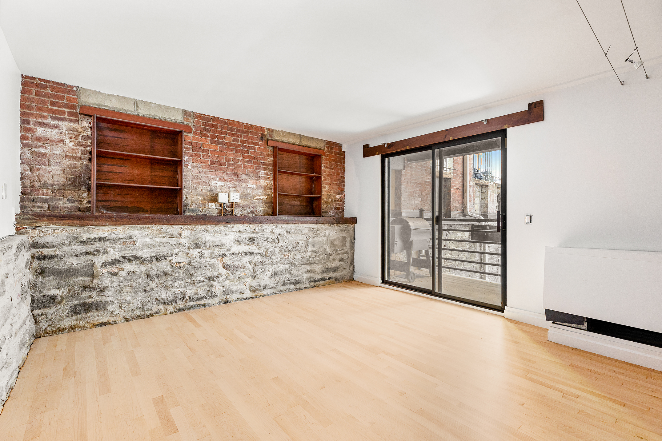 35 Bethune Street, Unit 1B Manhattan, NY 10014 - Photo 6 of 16