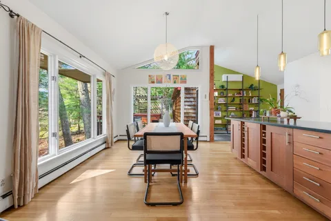 Contact Agent | 30 Volunteer Way, Lexington, MA 02420