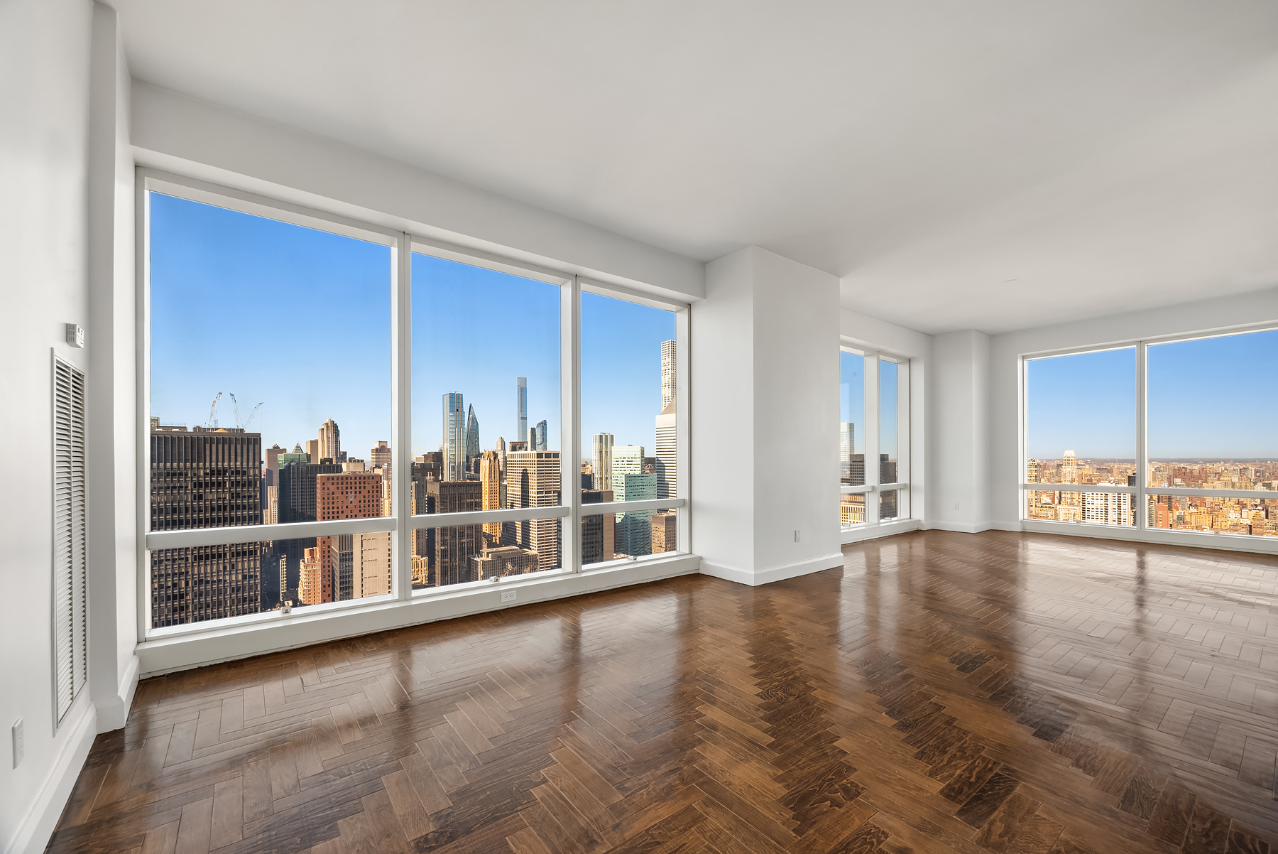 845 United Nations Plaza, Unit 64E Manhattan, NY 10017 - Photo 1 of 42