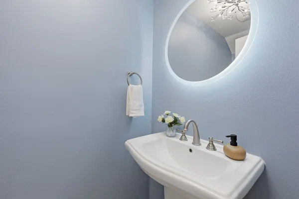 $1,379,000 | 21445 Hayley Lane, Huntington Beach, CA 92646