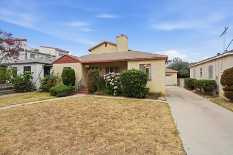 $1,999,998 | Address Upon Request, Los Angeles, CA 90034