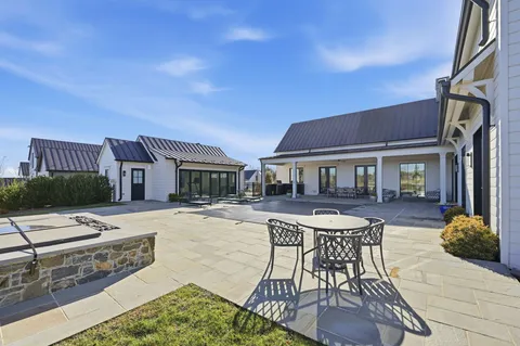 $3,850,000 | 604 Martingale Ridge Drive, Middleburg, VA 20117