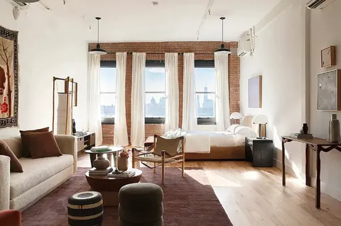 $4,200 | 239 Banker Street, Unit 1Q | Greenpoint