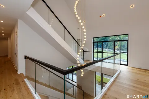 $6,395,000 | 729 Smith Ridge Road, New Canaan, CT 06840