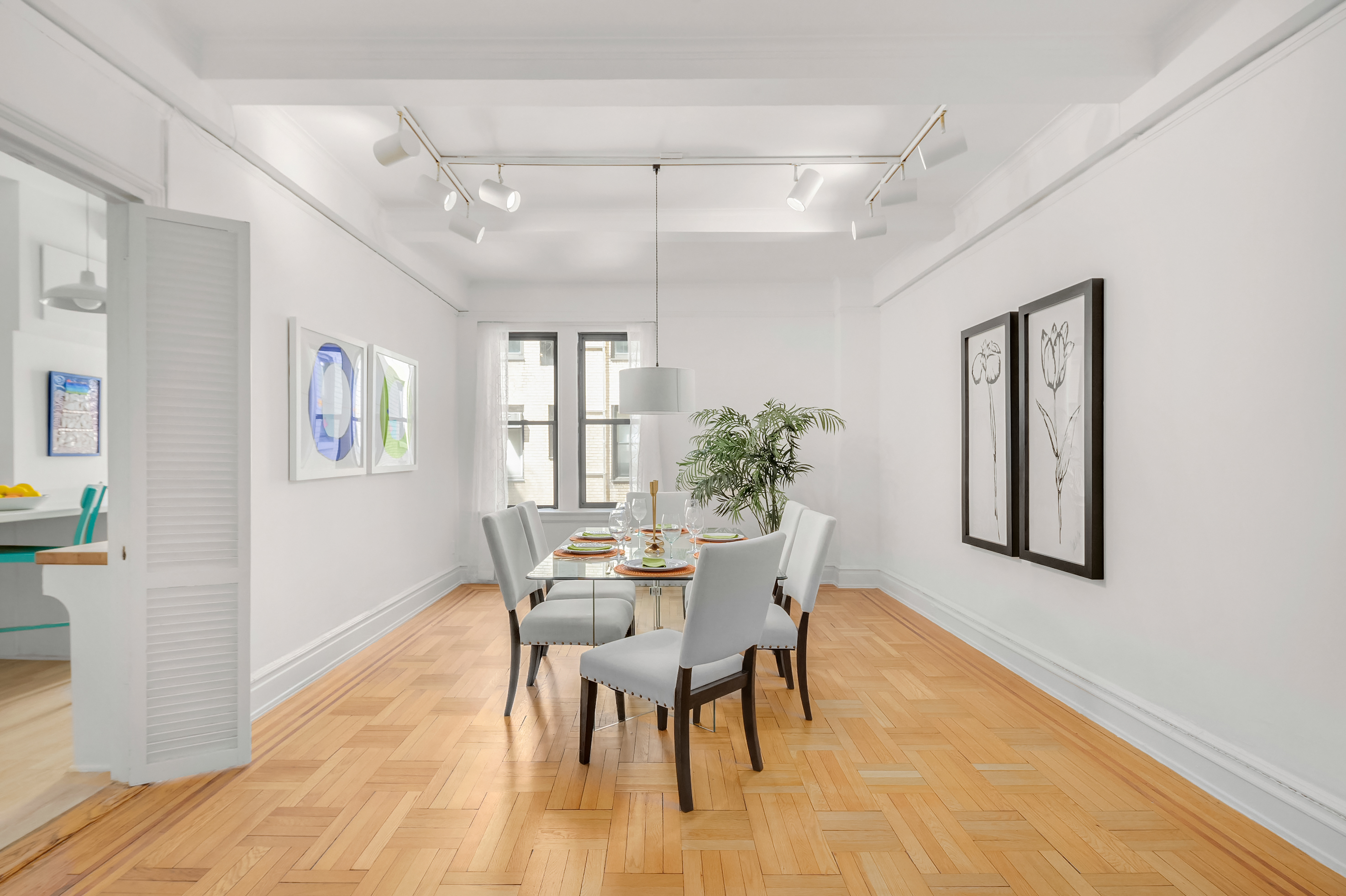 322 West 72nd Street, Unit 13B Manhattan, NY 10023 - Photo 5 of 21