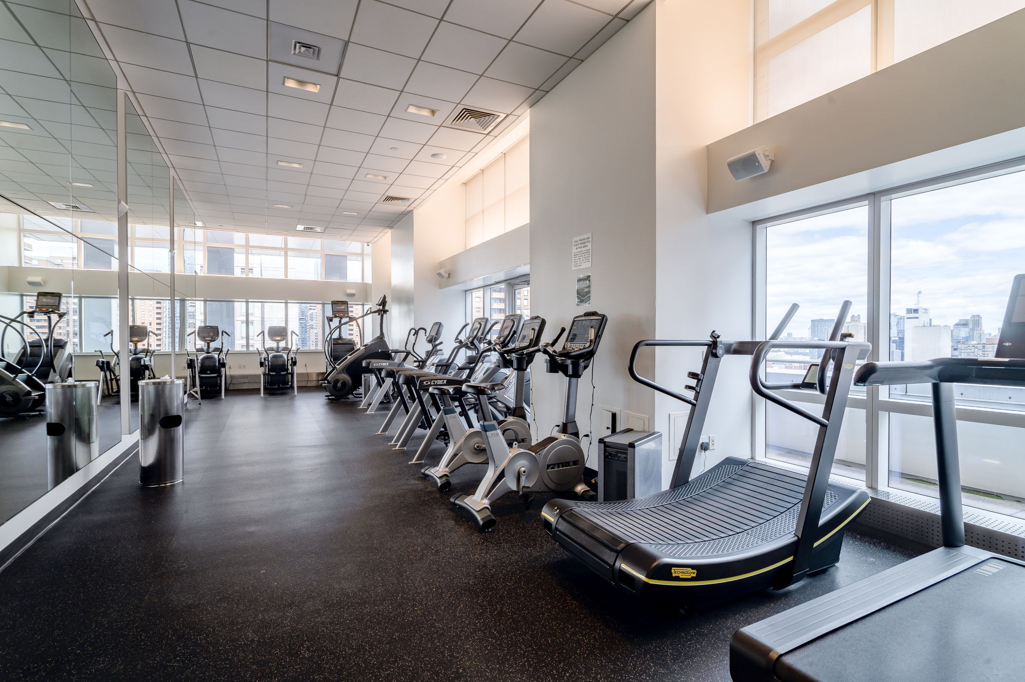 350 West 42nd Street, Unit 37D Manhattan, NY 10036 - Photo 14 of 20 Gallery Image 14