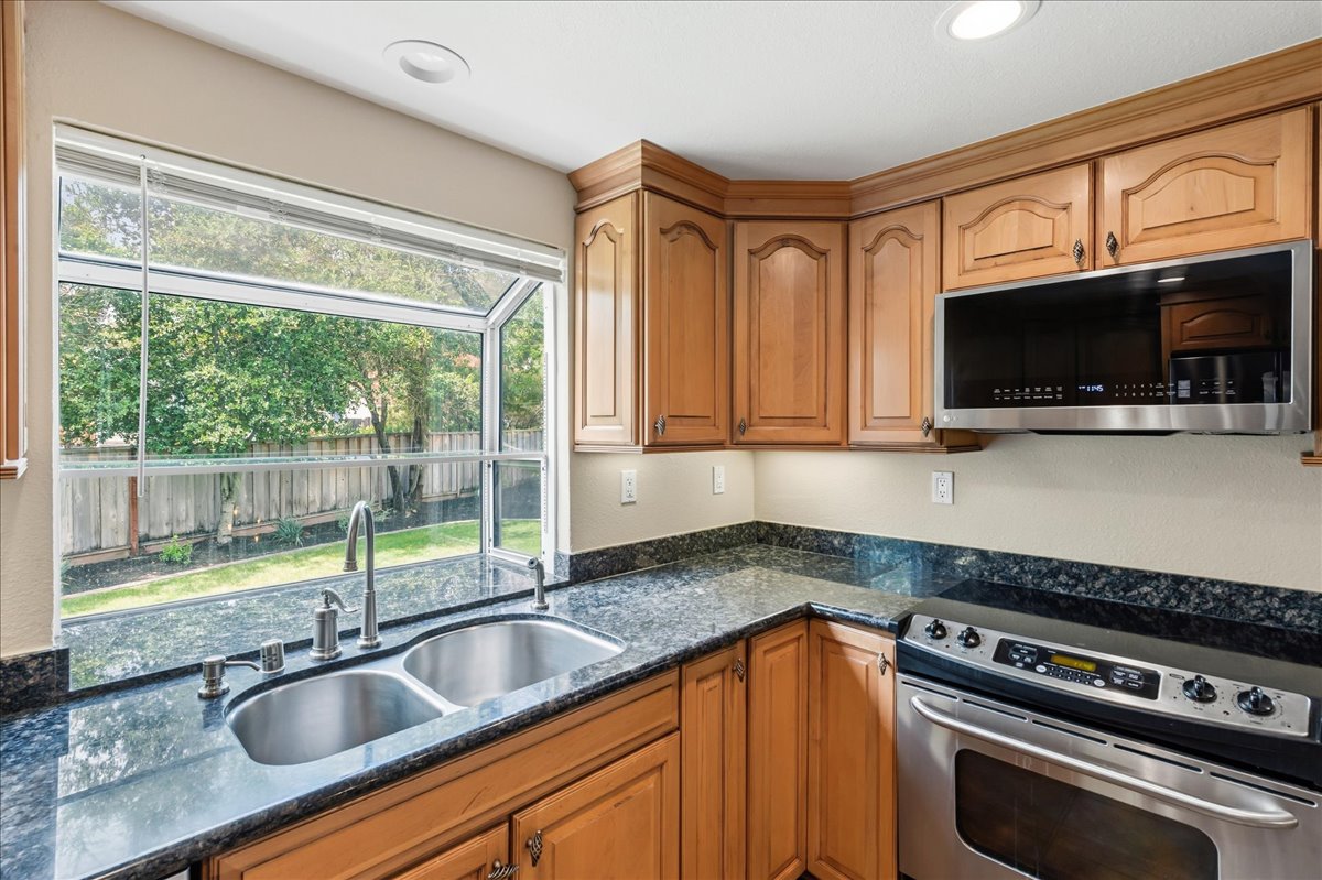 429 Santander Drive San Ramon, CA 94583 - Photo 8 of 15 Gallery Image 8