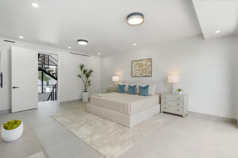$2,100,000 | 849 Southwest 14th Court, Fort Lauderdale, FL 33315