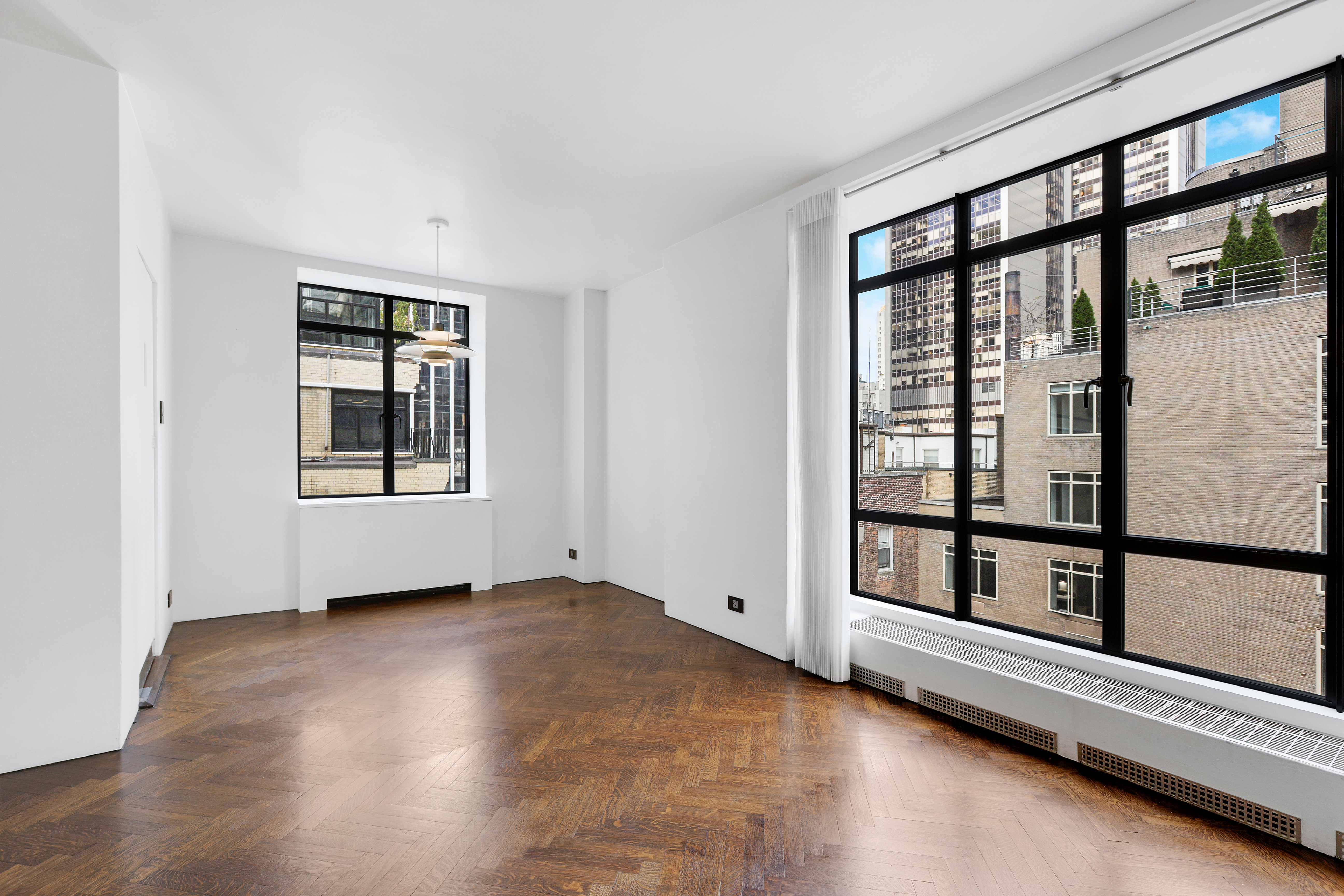 17 West 54th Street, Unit 10A Manhattan, NY 10019 - Photo 4 of 16