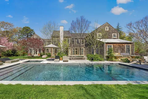 $9,995,000 | 102 & 104 Two Holes Water Road, East Hampton, NY 11937