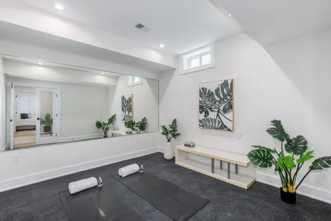 $2,295,000 | 8806 Walnut Hill Road, Chevy Chase, MD 20815