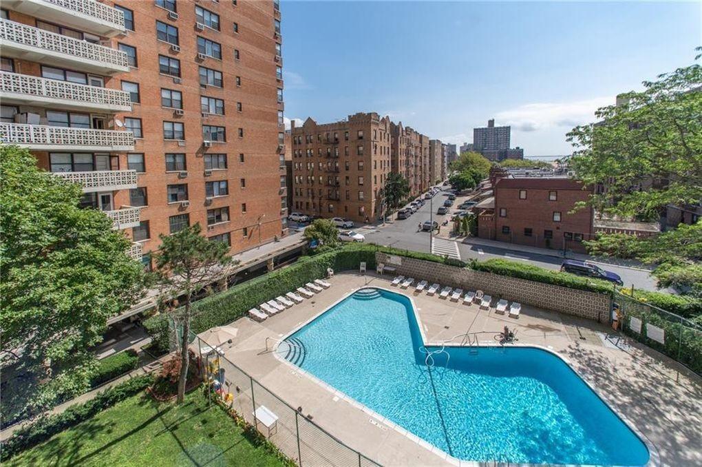 50 Brighton 1st Road, Unit 7H Brooklyn, NY 11235 - Photo 8 of 11