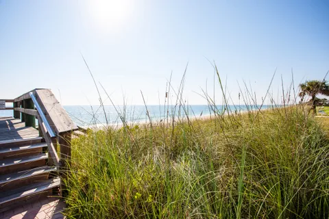 $285,000 | 5400 Highway A1a, Unit H24, Vero Beach, FL 32963