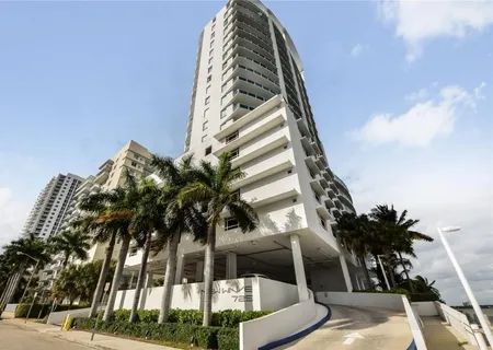 a view of a tall building