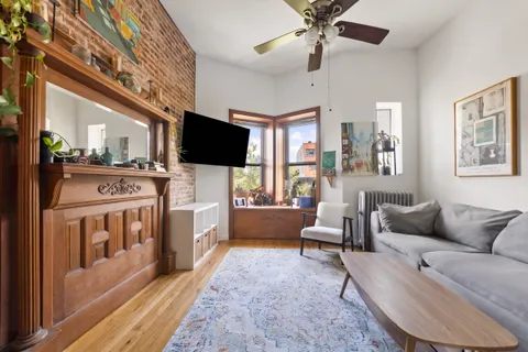 $1,300,000 | 798 President Street, Unit 4R | Park Slope