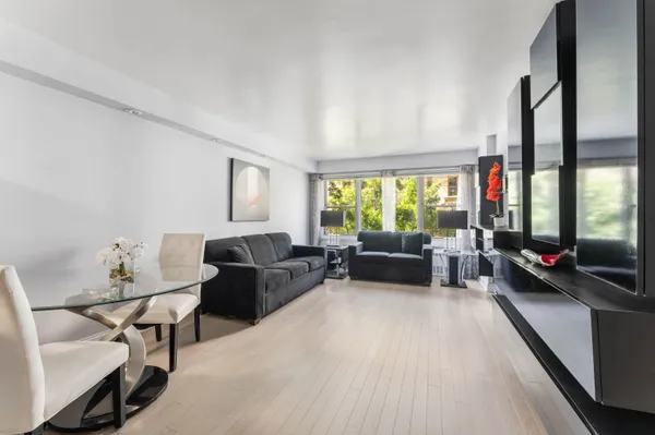 $599,000 | 435 East 65th Street, Unit 4E1 | Lenox Hill