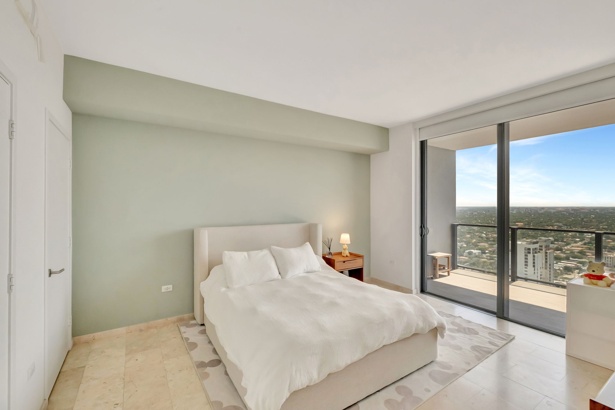88 Southwest 7th Street, Unit 3604 Miami, FL 33130 - Photo 15 of 57
