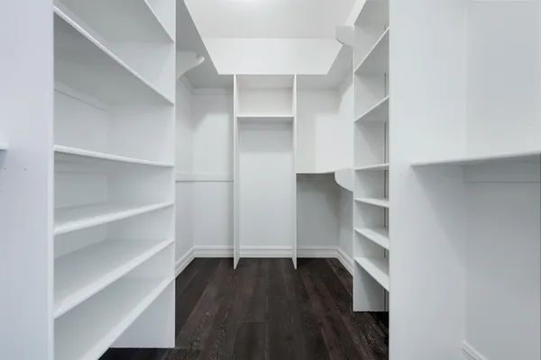 $4,600,000 | 2516 Walnut Avenue, Manhattan Beach, CA 90266