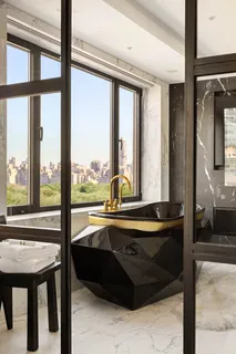 $18,900,000 | 230 Central Park South | Central Park South