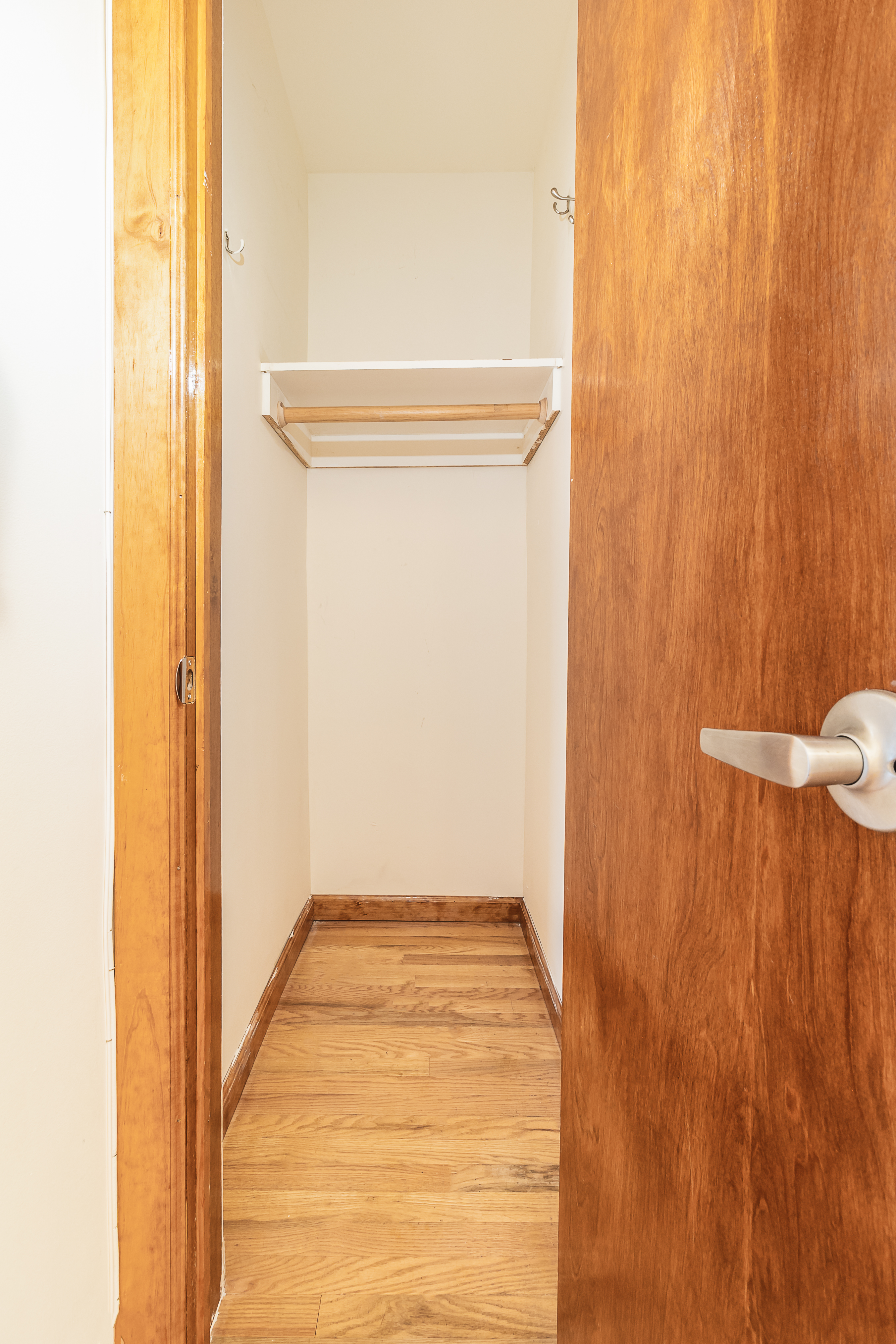 200 West 93rd Street, Unit 2E Manhattan, NY 10025 - Photo 4 of 6 a view of bathroom with shower