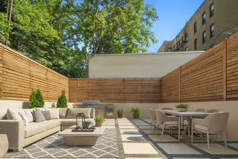 $4,250,000 | 79 South 2nd Street | Williamsburg