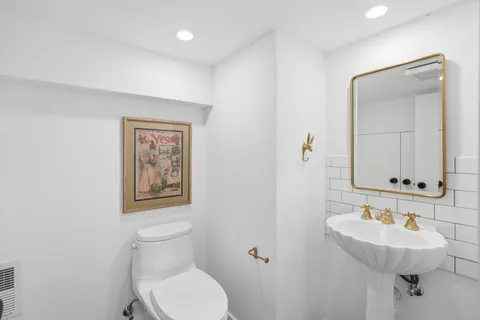 $1,775,000 | 1925 North Wayne Street, Arlington, VA 22201