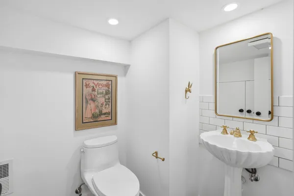 $1,775,000 | North Wayne Street, Arlington, VA 22201