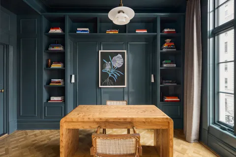 $5,950,000 | 13 Gramercy Park South | Gramercy