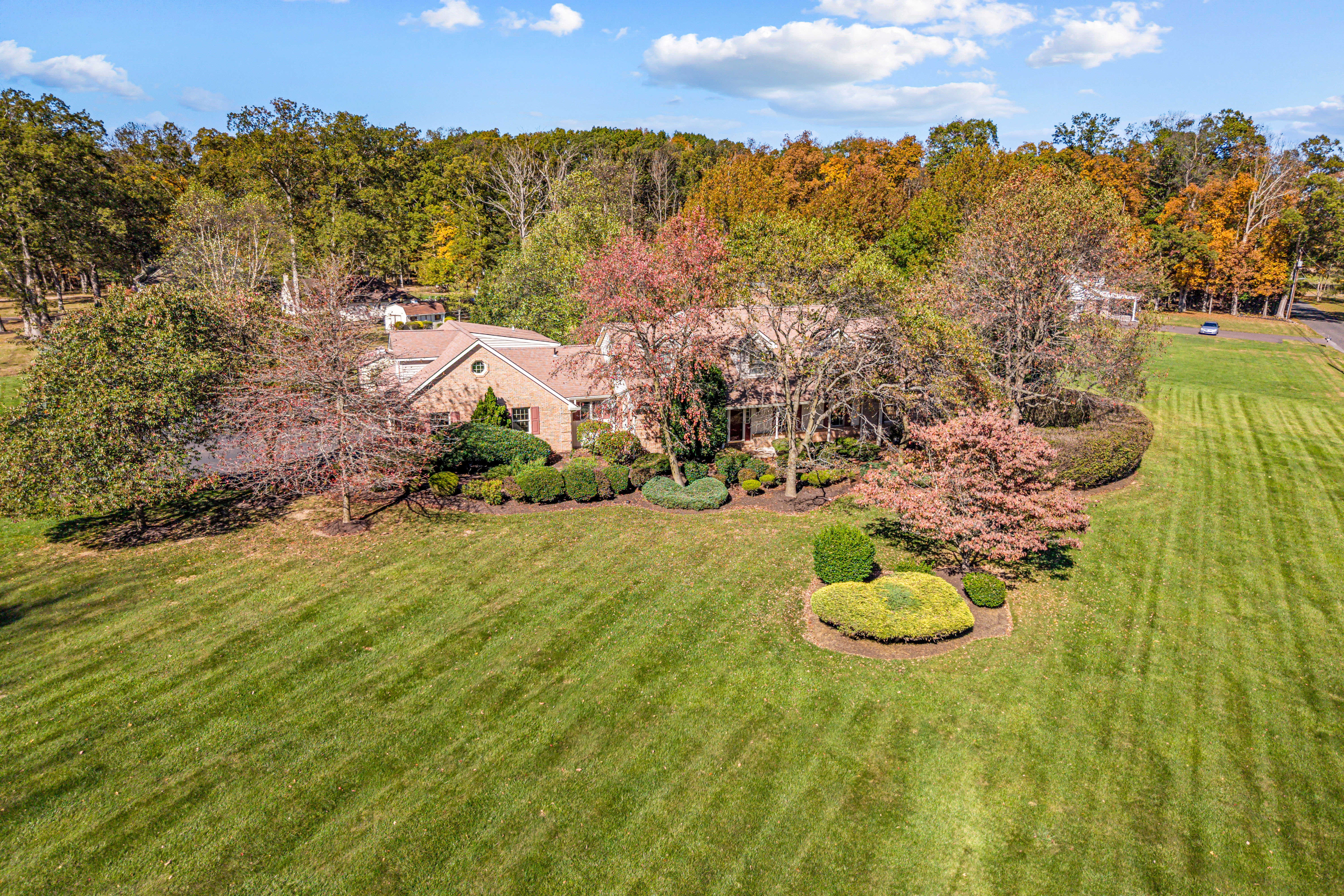 9 Log Cabin Road Perkasie, PA 18944 - Photo 2 of 47