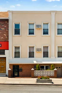 $2,400,000 | 401 Graham Avenue | Williamsburg
