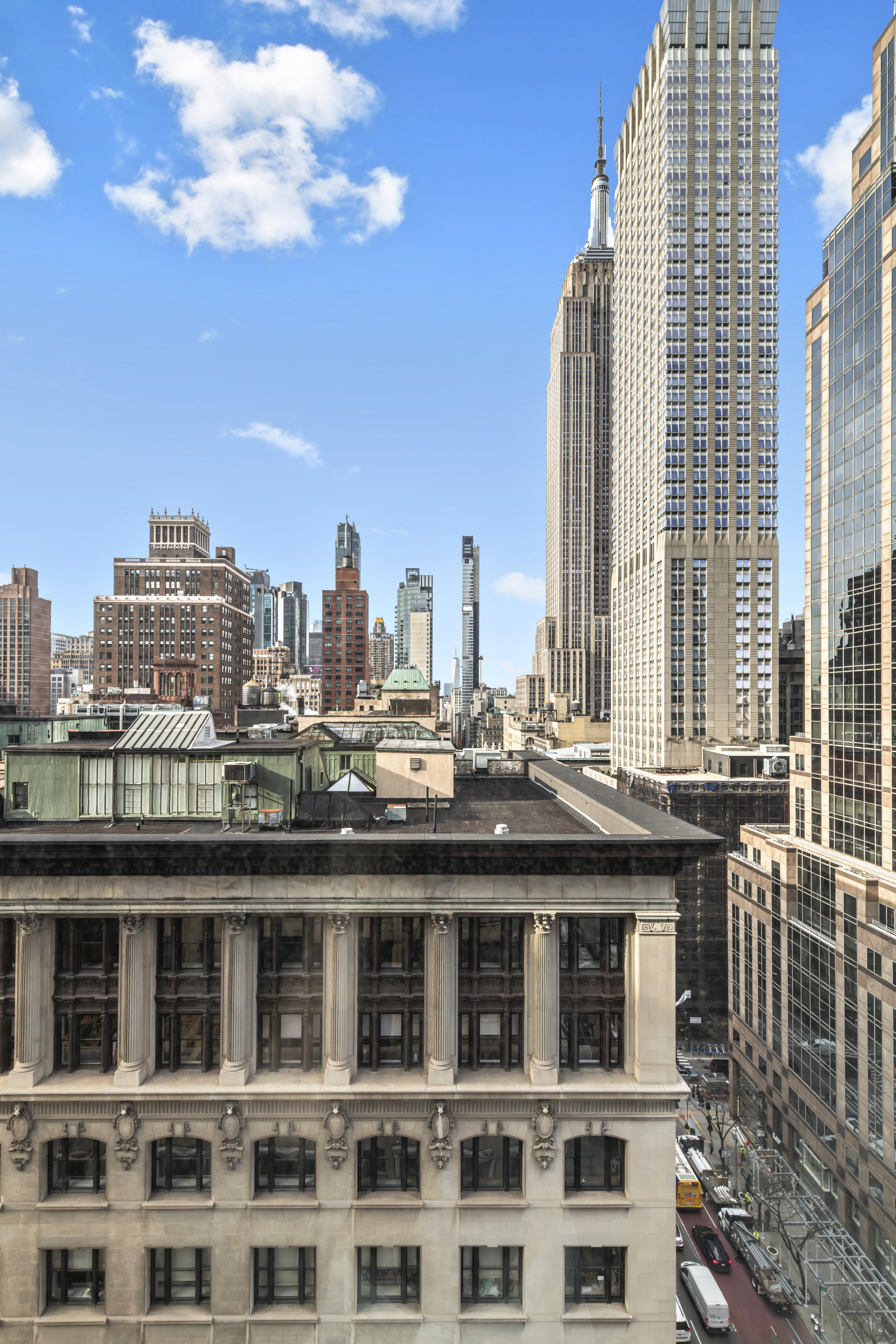425 5th Avenue, Unit 23D Manhattan, NY 10016 - Photo 13 of 20 a view of a large building