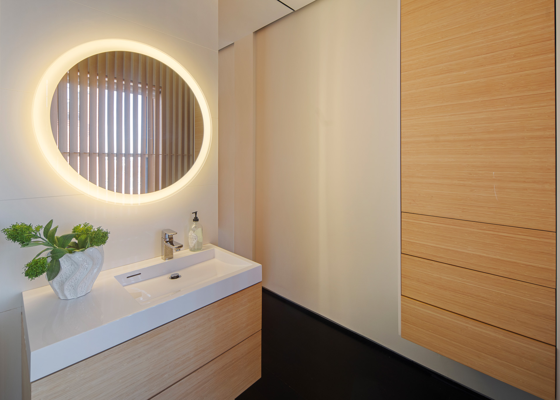 48 Beacon Street, Unit 12F Boston, MA 02108 - Photo 10 of 21