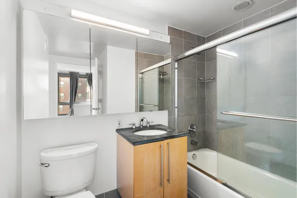 $750,000 | 242 East 25th Street, Unit 9A | Kips Bay