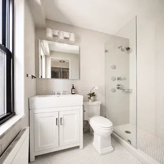 $2,550,000 | 1065 Park Avenue, Unit 10CD | Upper East Side