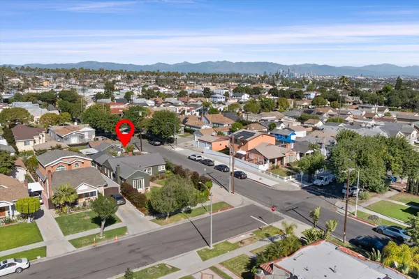 $1,295,000 | 3903 West 59th Place, Los Angeles, CA 90043