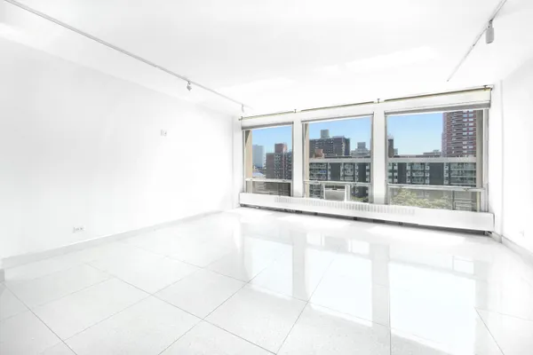 $3,750 | 333 East 30th Street, Unit 12H | Kips Bay