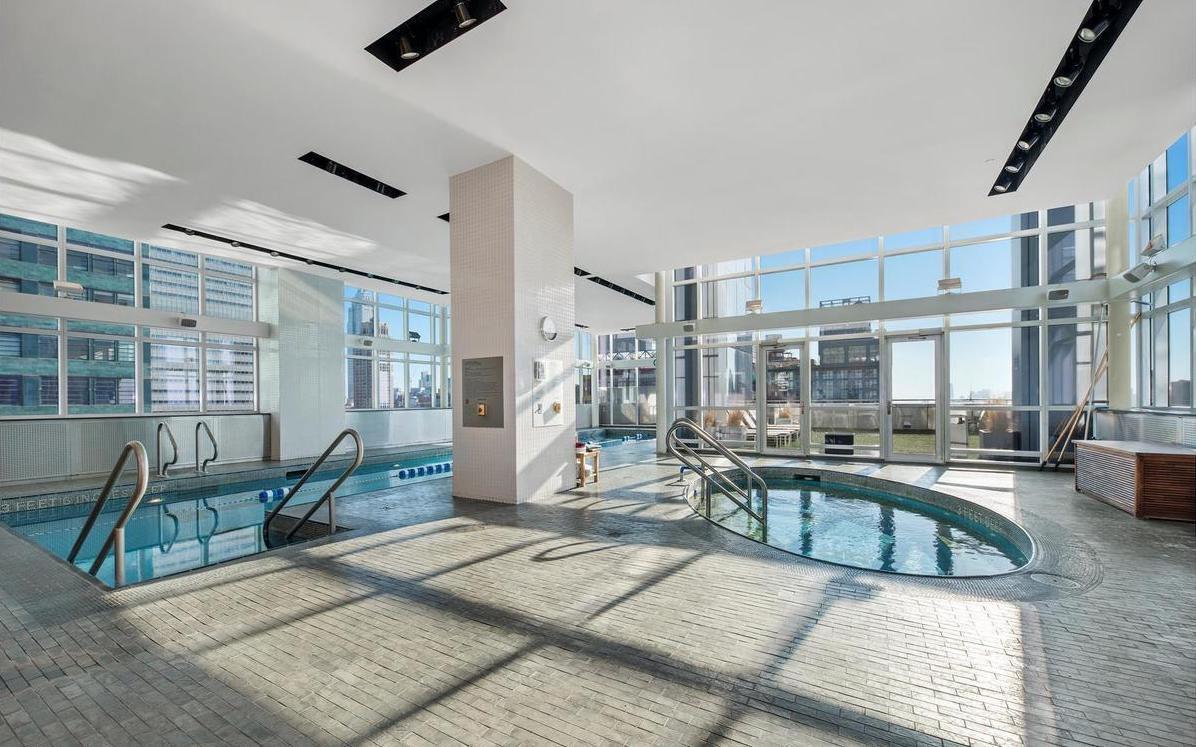 350 West 42nd Street, Unit 38F Manhattan, NY 10036 - Photo 6 of 14