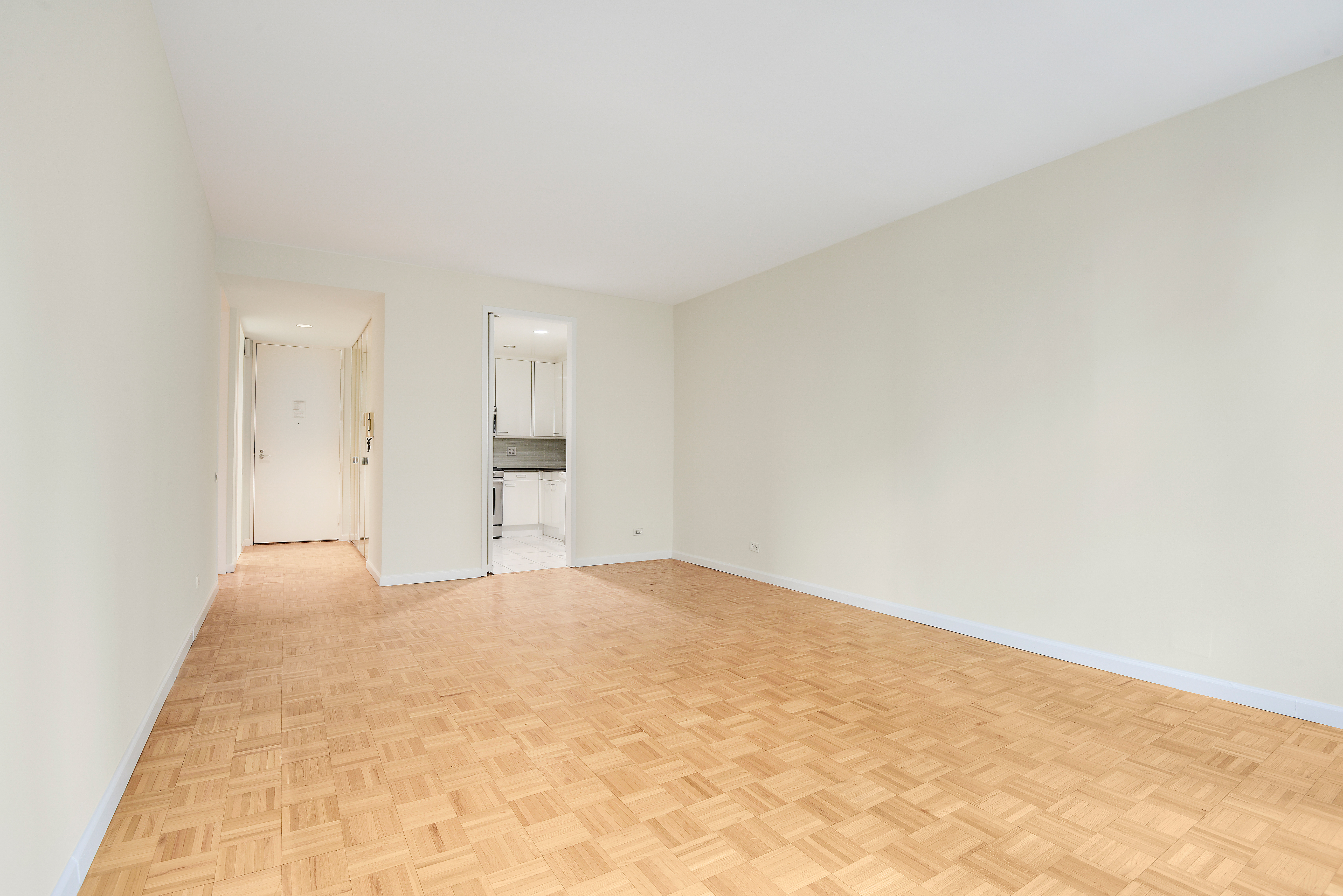 146 West 57th Street, Unit 38E Manhattan, NY 10019 - Photo 11 of 16 a view of an empty room