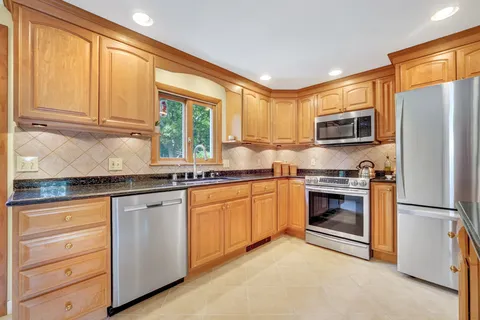 Contact Agent | 122 Altamont Avenue, Melrose, MA 02176