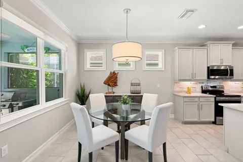 $829,999 | 14523 Topsail Drive, Naples, FL 34114