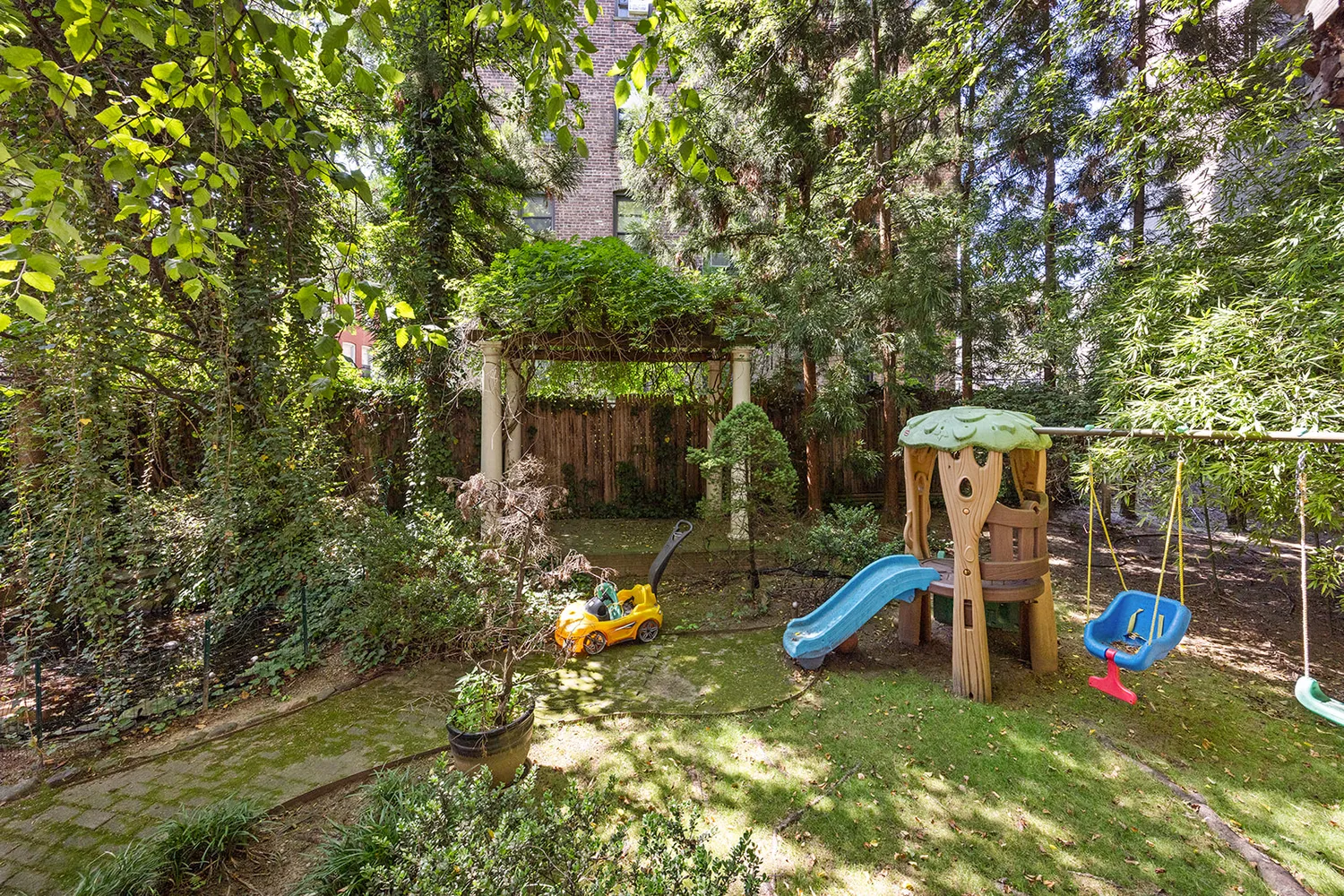 $13,950 | 1094 Park Place | Crown Heights