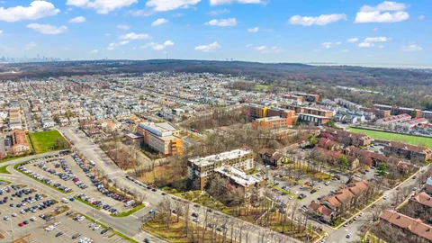 $399,999 | 2 Elmwood Park Drive, Unit 209 | Heartland Village