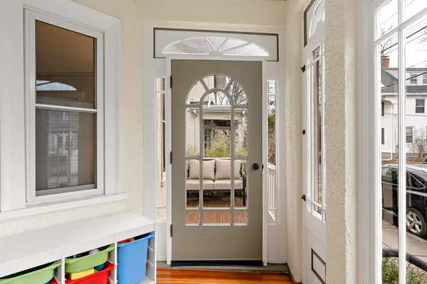 $1,445,000 | 9 Kingsboro Park, Jamaica Plain, MA 02130