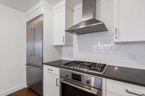 $6,000 | 10 Byron Place, Unit 320, Larchmont, NY 10538