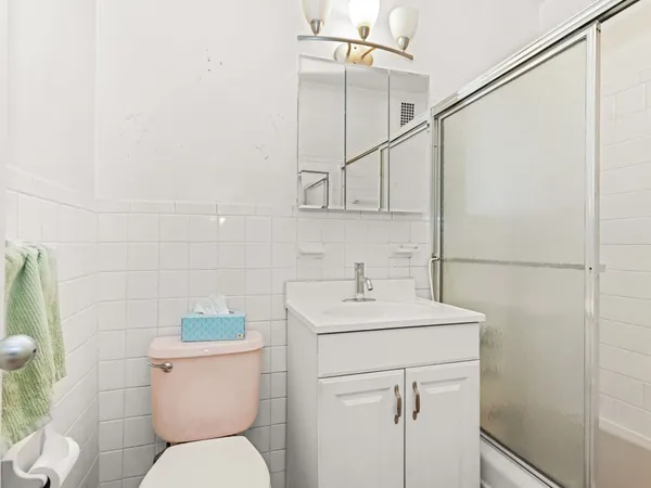 $214,999 | 555 Kappock Street, Unit 11J | Spuyten Duyvil