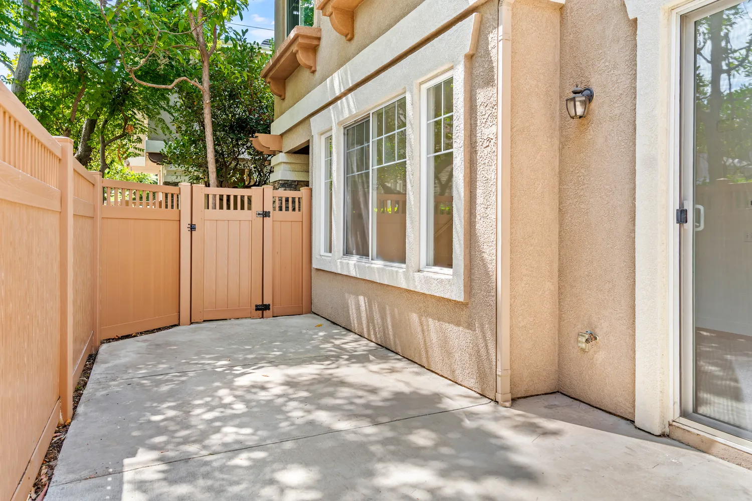 $675,000 | 17824 Elm Court, Carson, CA 90746