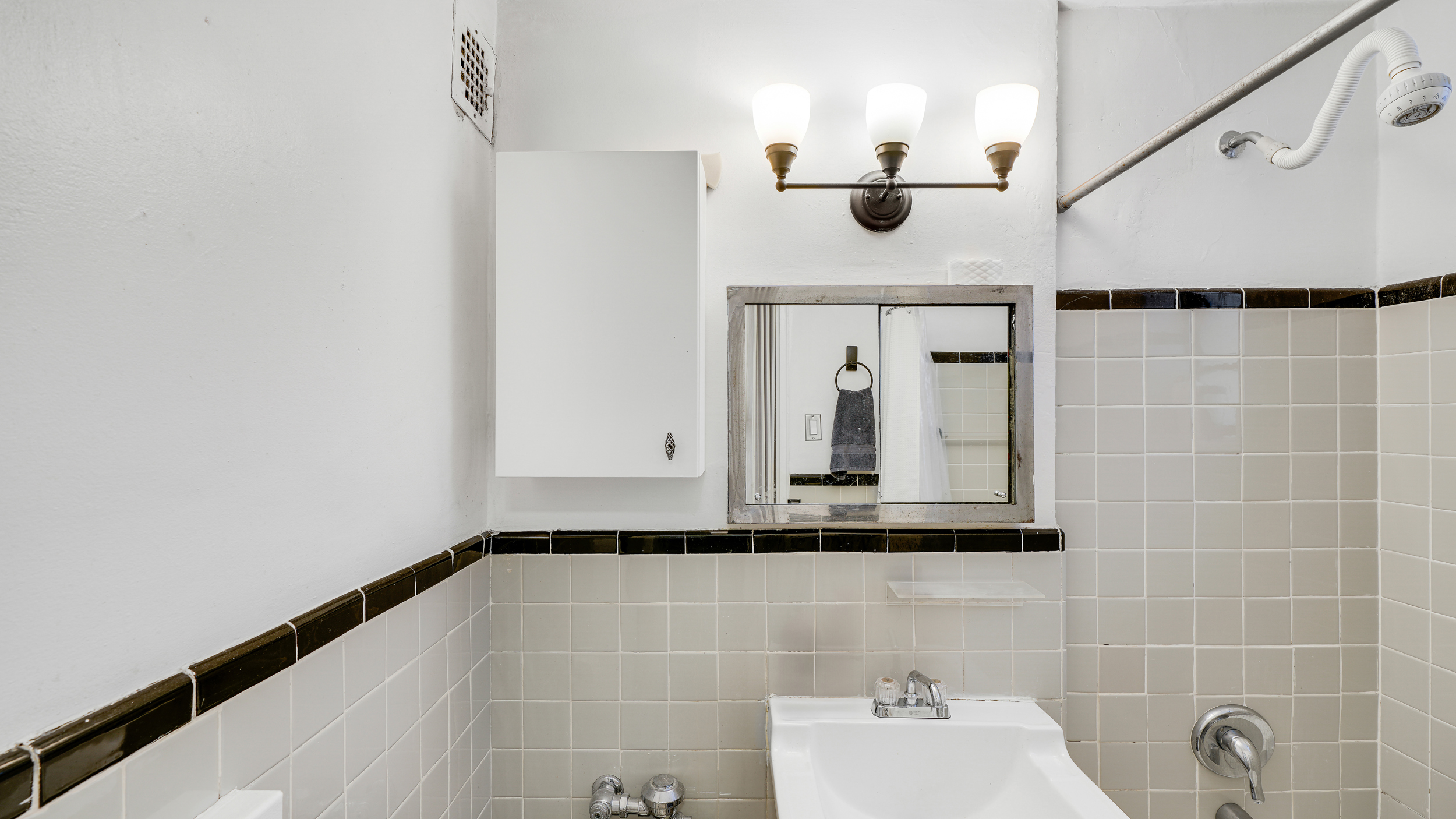 150 East 27th Street, Unit 1H Manhattan, NY 10016 - Photo 11 of 15