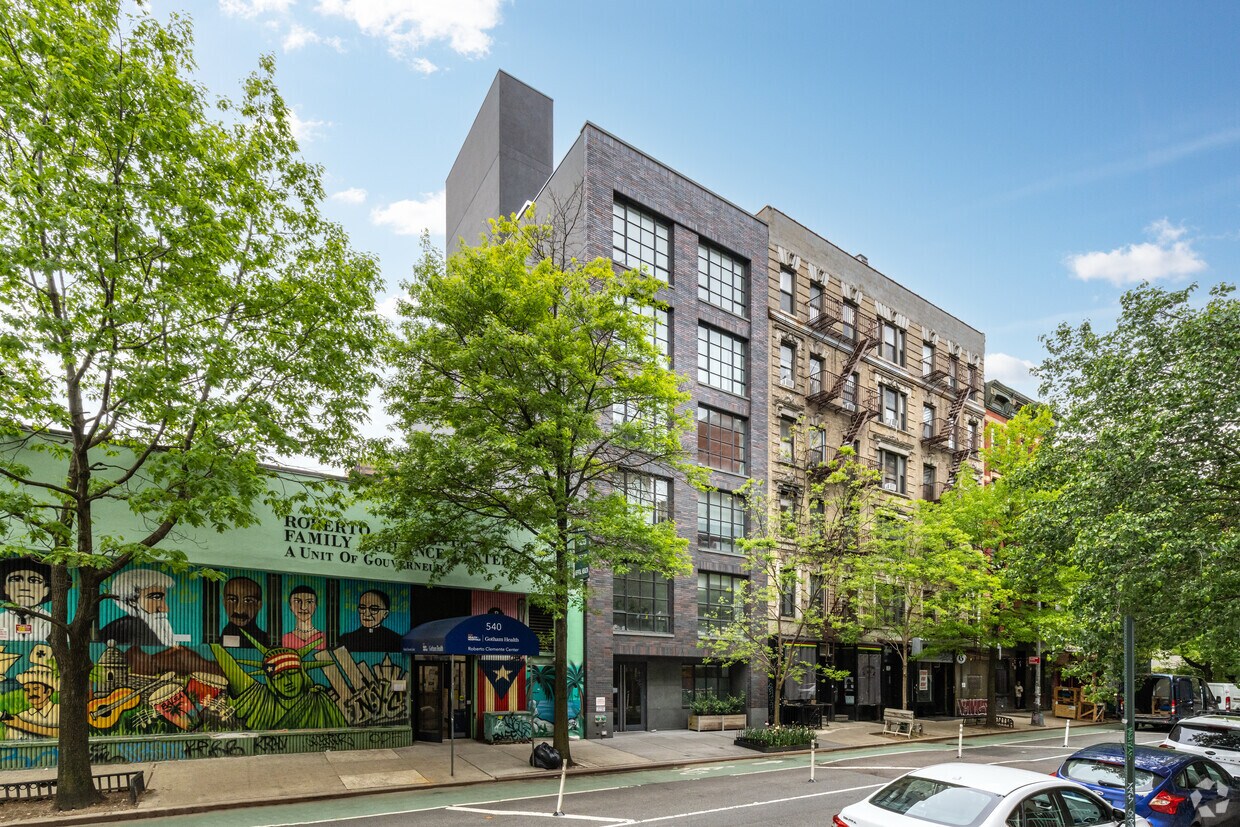 536 East 13th Street, Unit PH6F Manhattan, NY 10009 - Photo 9 of 10