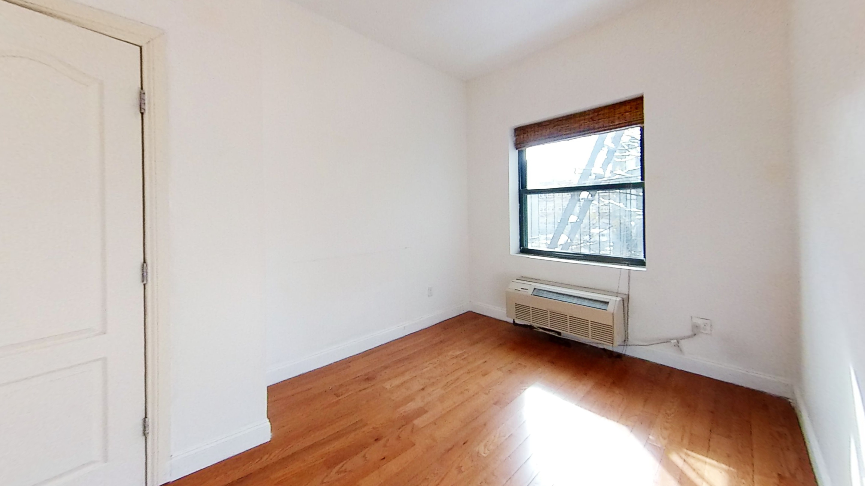 258 West 135th Street, Unit 3F Manhattan, NY 10030 - Photo 2 of 5