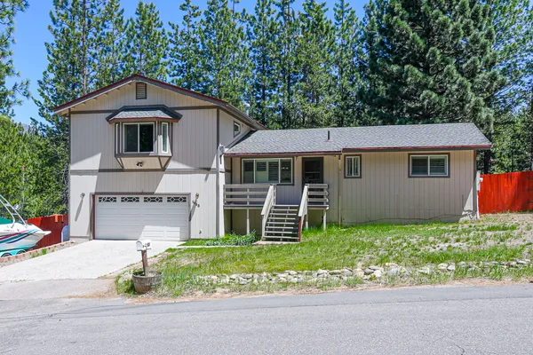 $790,000 | 1063 Onnontioga Street, South Lake Tahoe, CA 96150